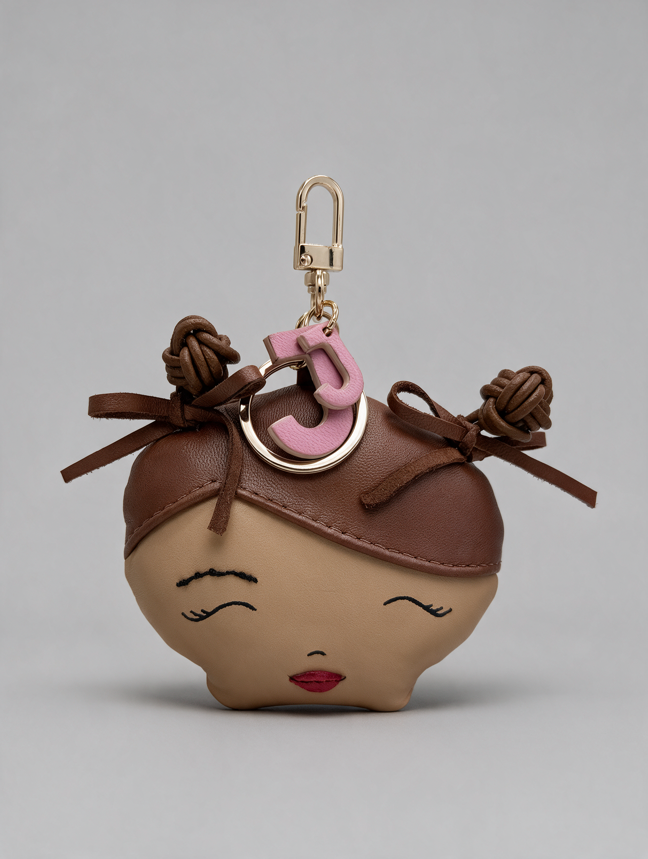 Detalle charm JenVsJen